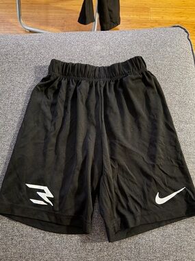 Kids nike shorts